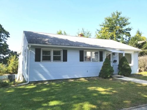 171 Benefit St, Waterbury, CT 06704-3206