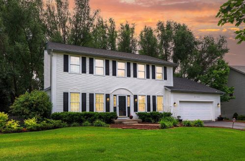 3760 Celeste Ln, Naperville, IL 60564-3103
