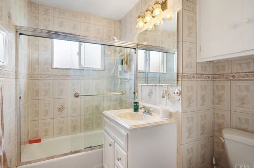 10462 Hole Ave, Riverside CA  92505-1620 exterior