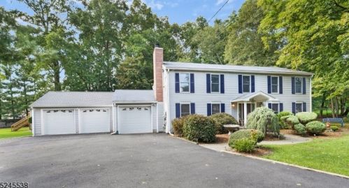 20 Main St, Roxbury Township, NJ 07836-9112