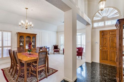 3820 Waterford Dr, Addison TX 75001-7954 exterior