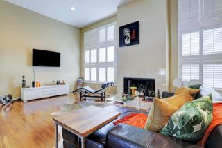 2705 Alabama St, Houston TX  77098-2105 exterior