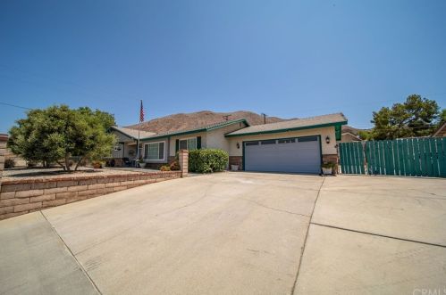 4201 Crestview Dr, Norco, CA 92860-1776