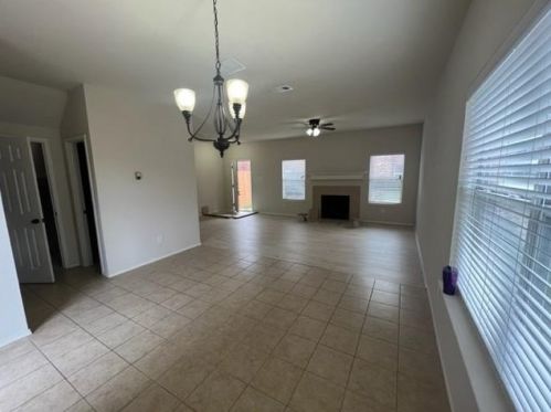 3702 Clubview Dr, Garland TX  75044-6157 exterior