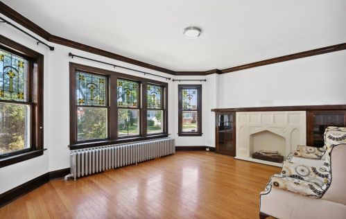 5723 Melrose St, Chicago, IL 60634-4337