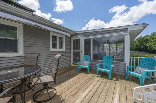 363 Goff Rd, Hartford, CT 06109-2409