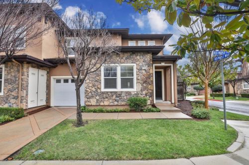 1356 Red Maple Ln, San Jose, CA 95138-2740