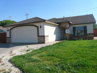 20312 Sierra Ave, Tehachapi, CA 93561-8745