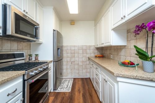 503 Geneva St, Glendale CA  91206-3308 exterior