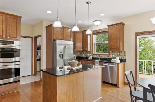 11802 Harvest Path, Saint Paul, MN 55129-7809