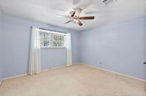 111 Butlers Ct, Conroe TX  77385-7906 exterior