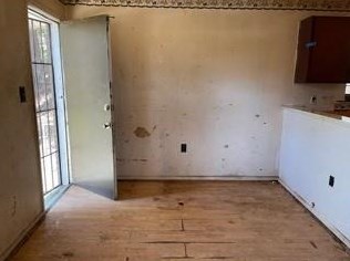 4083 Ester Dr, Atlanta GA  30331-4359 exterior