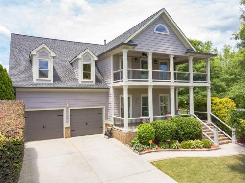 629 Crystal Cove Ct, Loganville, GA 30052-8282