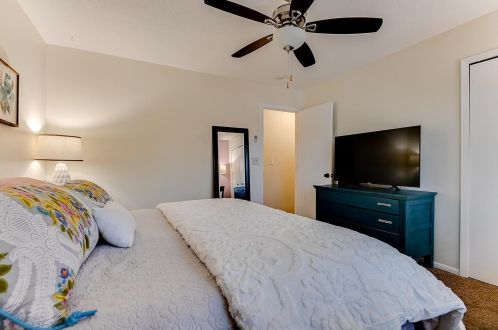 1810 Evergreen Ct, Saint Paul MN  55125-2301 exterior