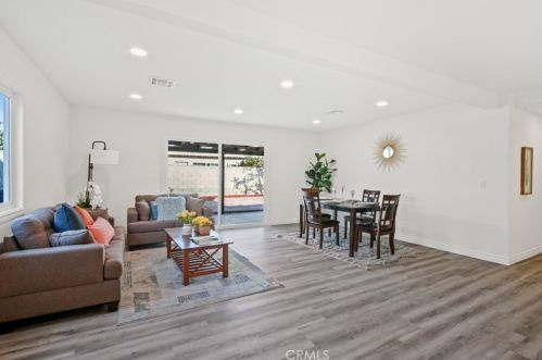 2913 Raymar St, Santa Ana CA  92704-1546 exterior