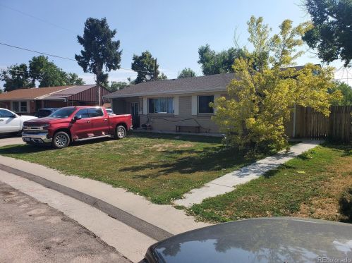 2040 Valley View Dr, Denver, CO 80221-3856