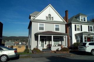 2228 2nd Ave, Altoona, PA 16602-3417
