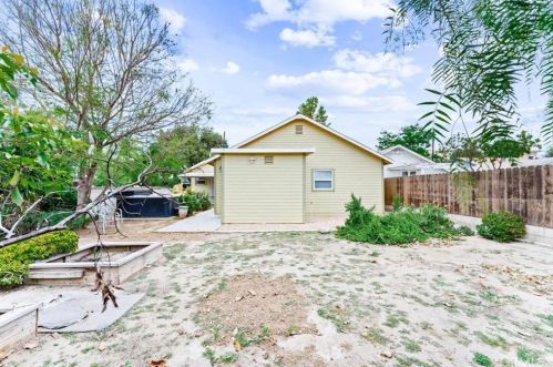 3580 Harding St, Riverside CA  92506-2636 exterior