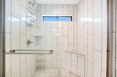 2104 Cologne Dr, Carrollton TX 75007-2336 exterior