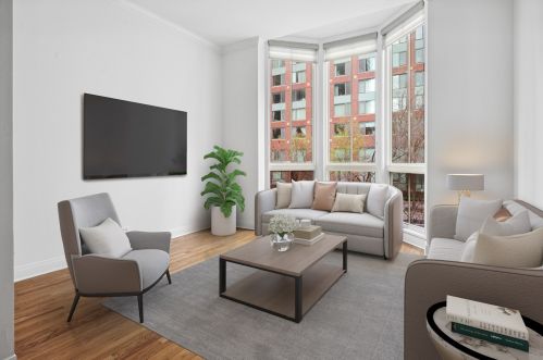 441 Mcclurg Ct, Chicago, IL 60611-4327