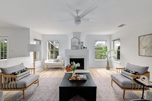 8029 Evadean Cir, Austin TX  78745-8004 exterior