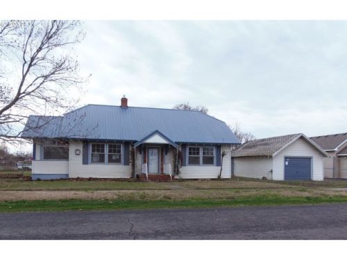 265 Furnish Ave, Stanfield, OR 97875-2041