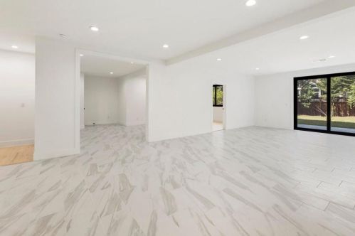 2374 Logan Cir, Atlanta GA  30318-2855 exterior
