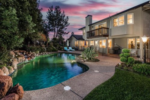 8460 Erika Jean Way, Fair Oaks, CA 95628-2658