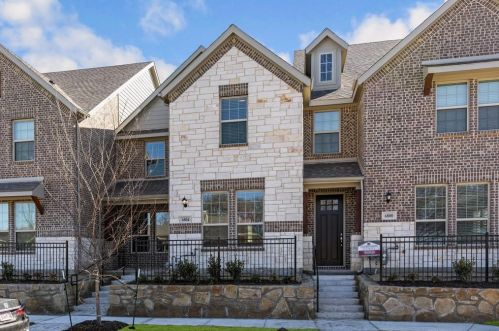 6804 Meadow Crest Dr, Fort Worth TX  76180-6670 exterior