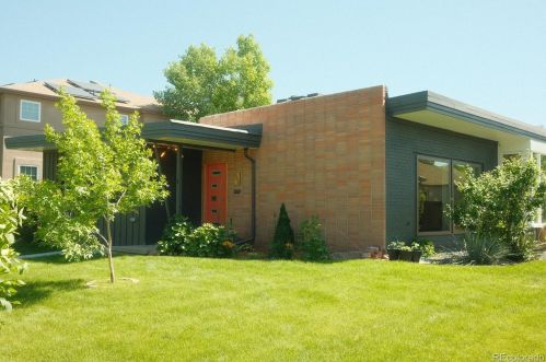 3350 Ash St, Denver, CO 80207-1820