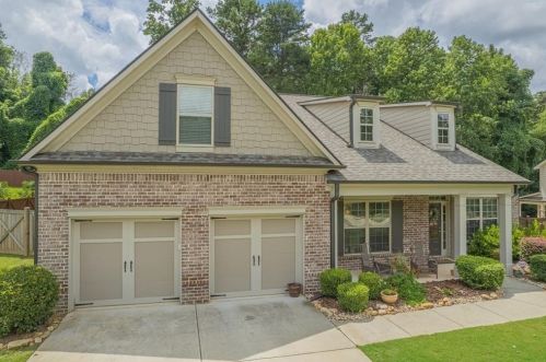 3731 Ivy Lawn Dr, Buford, GA 30519-3818