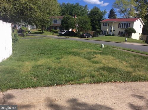 13017 Kenmar Dr, Woodbridge, VA 22193-5279