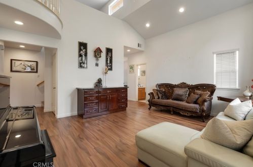 4830 Dorina Ct, Chino, CA 91710-4016