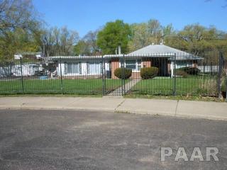 913 Mdw Pl, Peoria IL  61604-3451 exterior