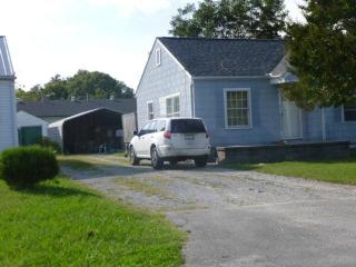 1407 Sunnyfield Ln, Chattanooga, TN 37412-3643