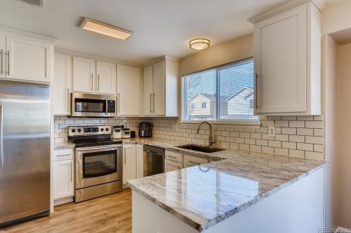 5509 Versailles St, Denver CO  80015-6659 exterior