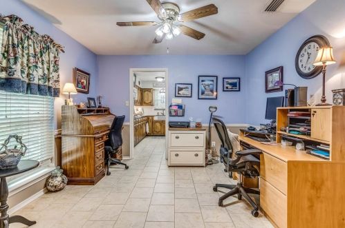 2820 Cliffbrook Dr, Carrollton TX 75007-5709 exterior