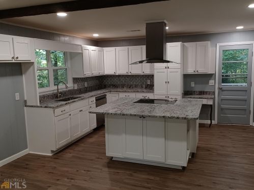 122 Loop Way, Rabun Gap, GA 30568-0033