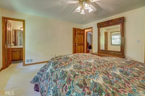 5025 Shore Dr, Conyers GA  30094-4711 exterior