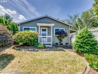 19270 Rosedale Ct, Beaverton OR  97007-5578 exterior