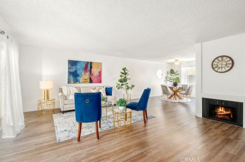 9731 Via Roma, Burbank, CA 91504-1135