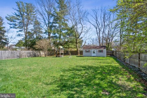 13 Dorann Ave, Princeton NJ  08540-3906 exterior