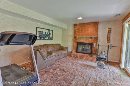 169 Pine Needle St, Wall Township NJ  07731-2691 exterior