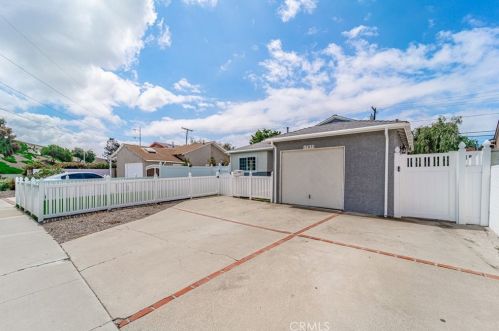 17011 Osage Ave, Torrance CA  90504-1023 exterior