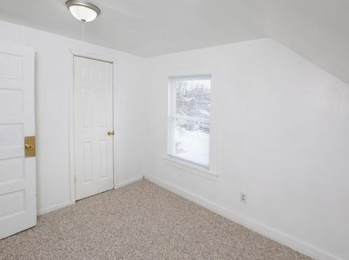 1075 Case Ave, Saint Paul MN  55106-3909 exterior