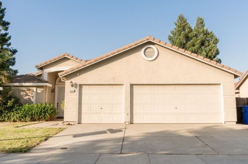 9111 Bungalow Way, Elk Grove, CA 95758-1221