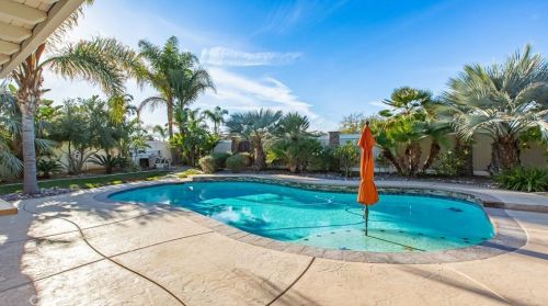 3484 Broken Feather Dr, Norco, CA 92860-3711