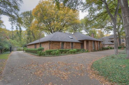 4920 Riv Bnd Dr, Fort Worth TX  76109 exterior