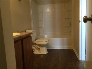 4122 Apple Creek Dr, Indianapolis IN  46235-4814 exterior