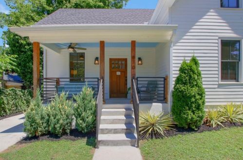 870 Kirkwood Ave, Atlanta, GA 30316-1250